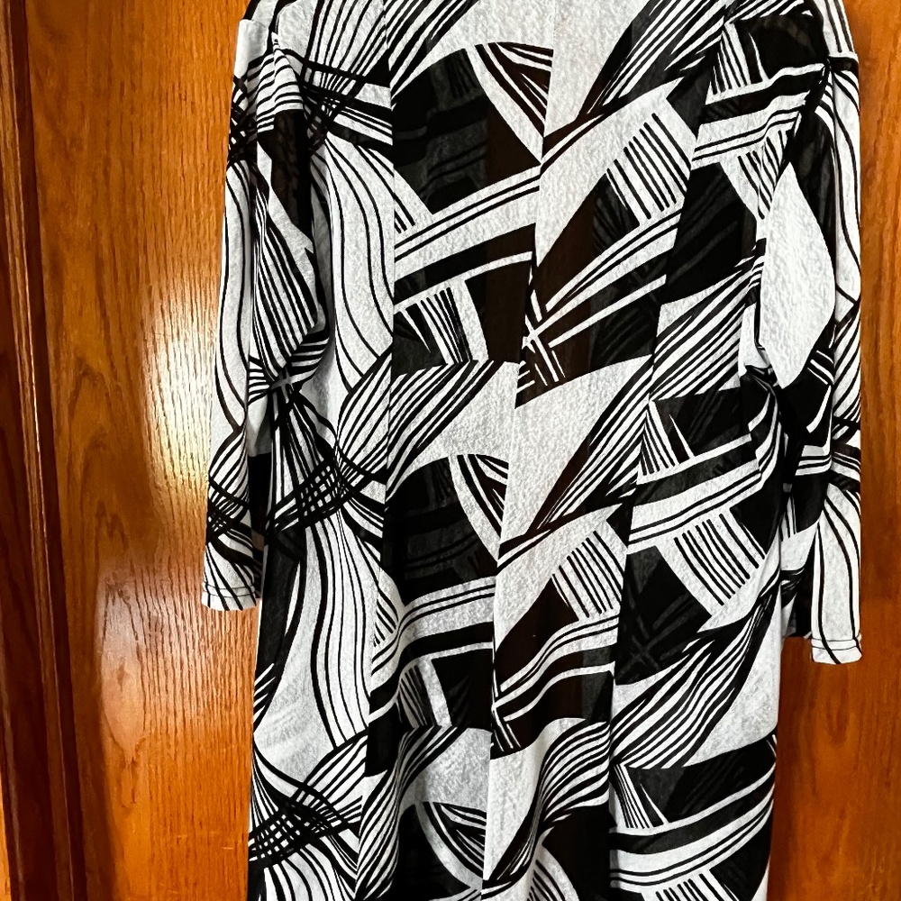 Bl/Wh dressy jacket/blazer